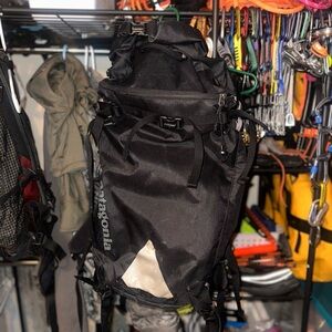 Patagonia Descensionist Pack 40L - Ice tool mod